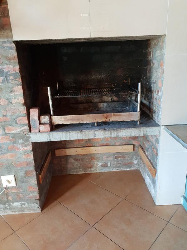 2 Bedroom Property for Sale in Albertinia Western Cape